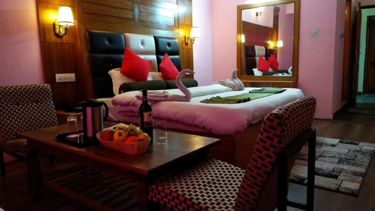 Dormico'S Hotel Snowbird Manāli Εξωτερικό φωτογραφία