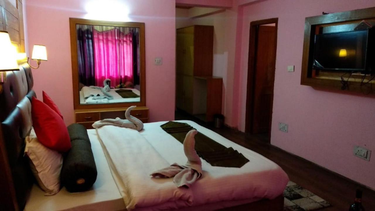 Dormico'S Hotel Snowbird Manāli Εξωτερικό φωτογραφία